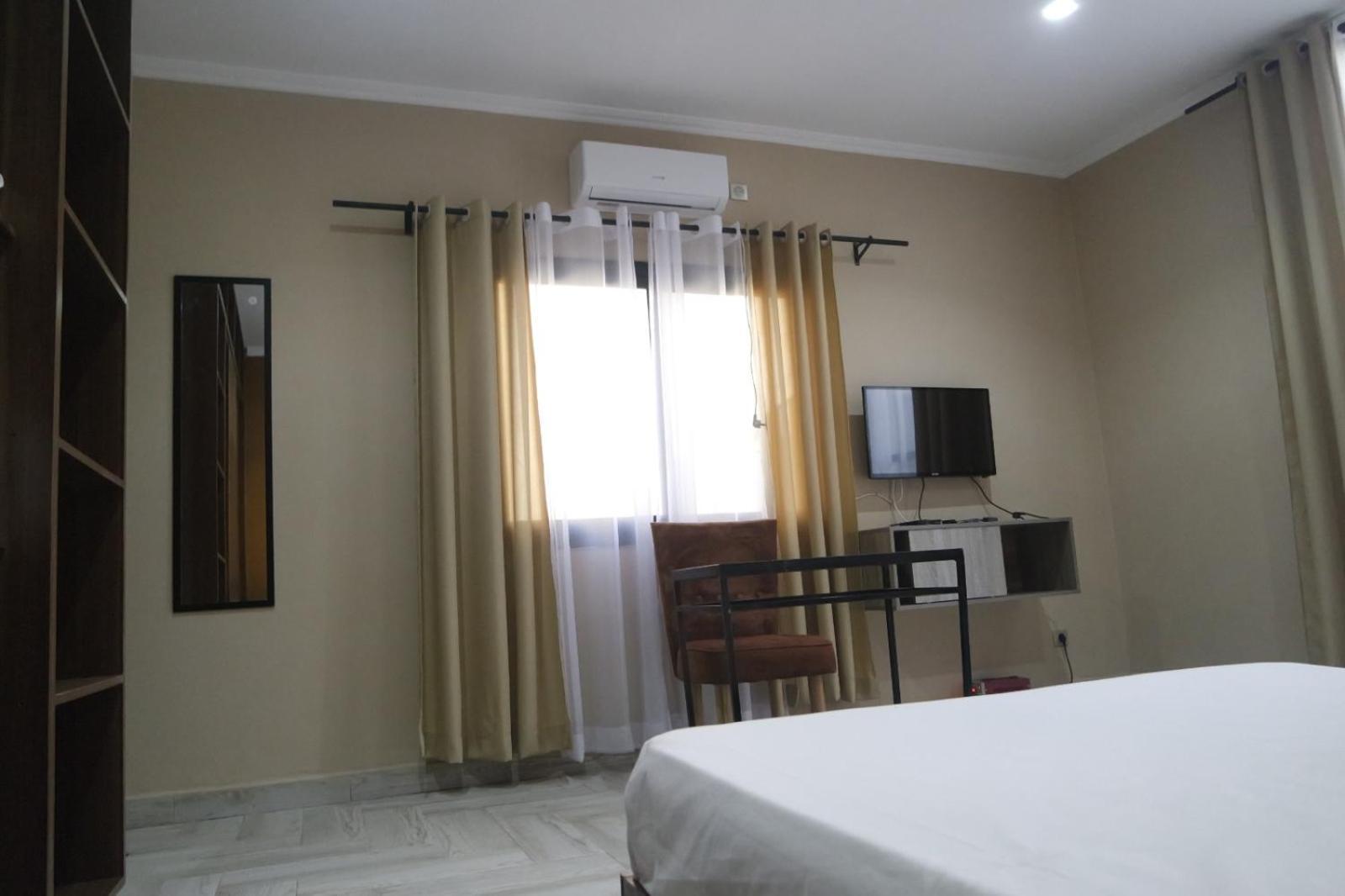 Guest House Nohfy Antananarivo Esterno foto